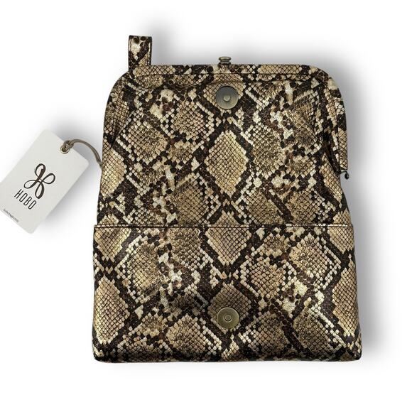 Hobo International Lauren Wristlet Gold Snake Skin Print Leather Frame Closure - Picture 3 of 7